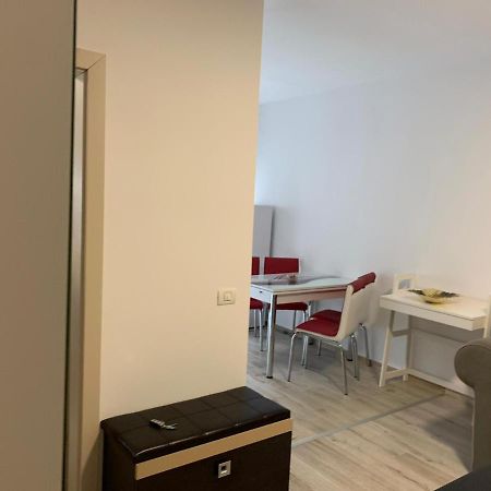 Apartament Cu 2 Camere Oradea Εξωτερικό φωτογραφία